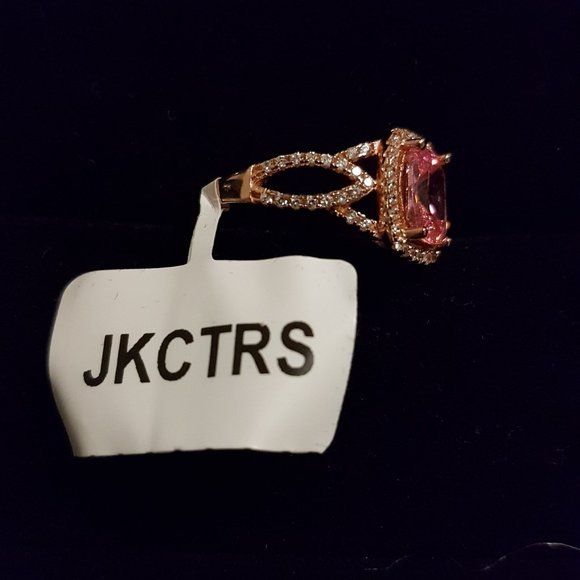 Beautiful Pink stone ring - Picture 4 of 5